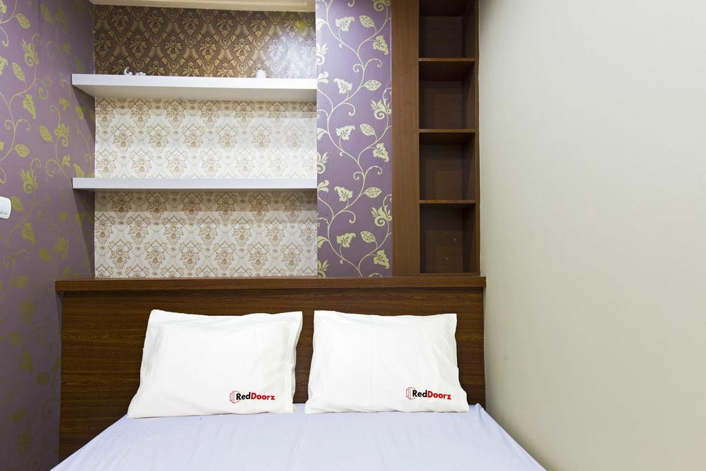 Reddoorz @ Tebet Asem Baris Hotel Jakarta Buitenkant foto